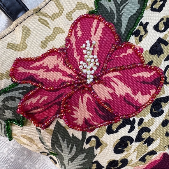 Floral Print Tote Bag - Black and Cream w/Beaded Hibiscus Flowers - Picture 2 of 7